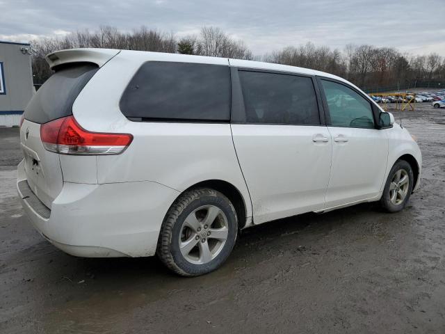 Photo 2 VIN: 5TDKA3DC0CS015708 - TOYOTA SIENNA BAS 