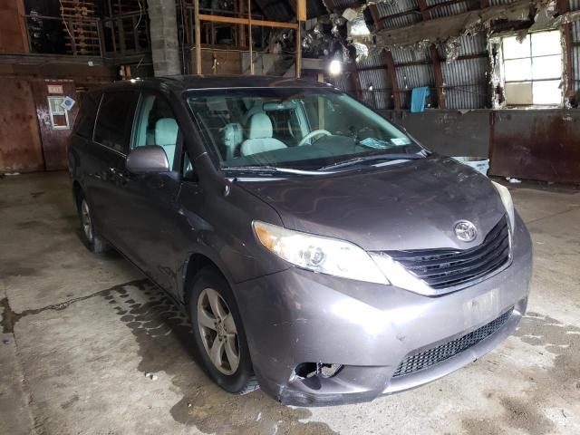 Photo 0 VIN: 5TDKA3DC1CS011800 - TOYOTA SIENNA BAS 