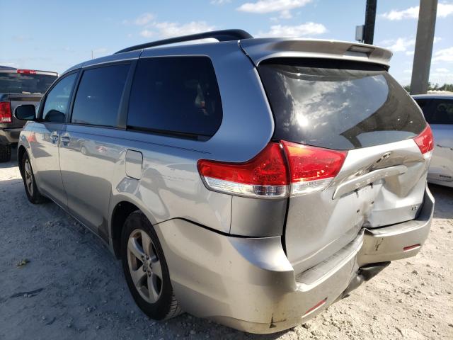 Photo 2 VIN: 5TDKA3DC1CS011831 - TOYOTA SIENNA BAS 