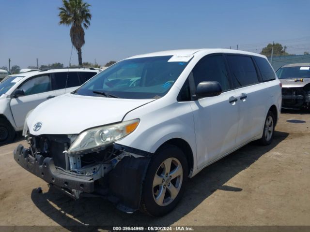 Photo 1 VIN: 5TDKA3DC2BS005356 - TOYOTA SIENNA 