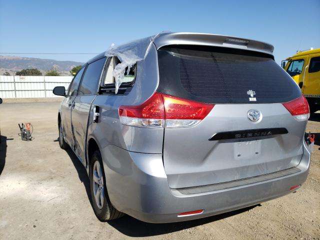 Photo 2 VIN: 5TDKA3DC2BS005731 - TOYOTA SIENNA BAS 