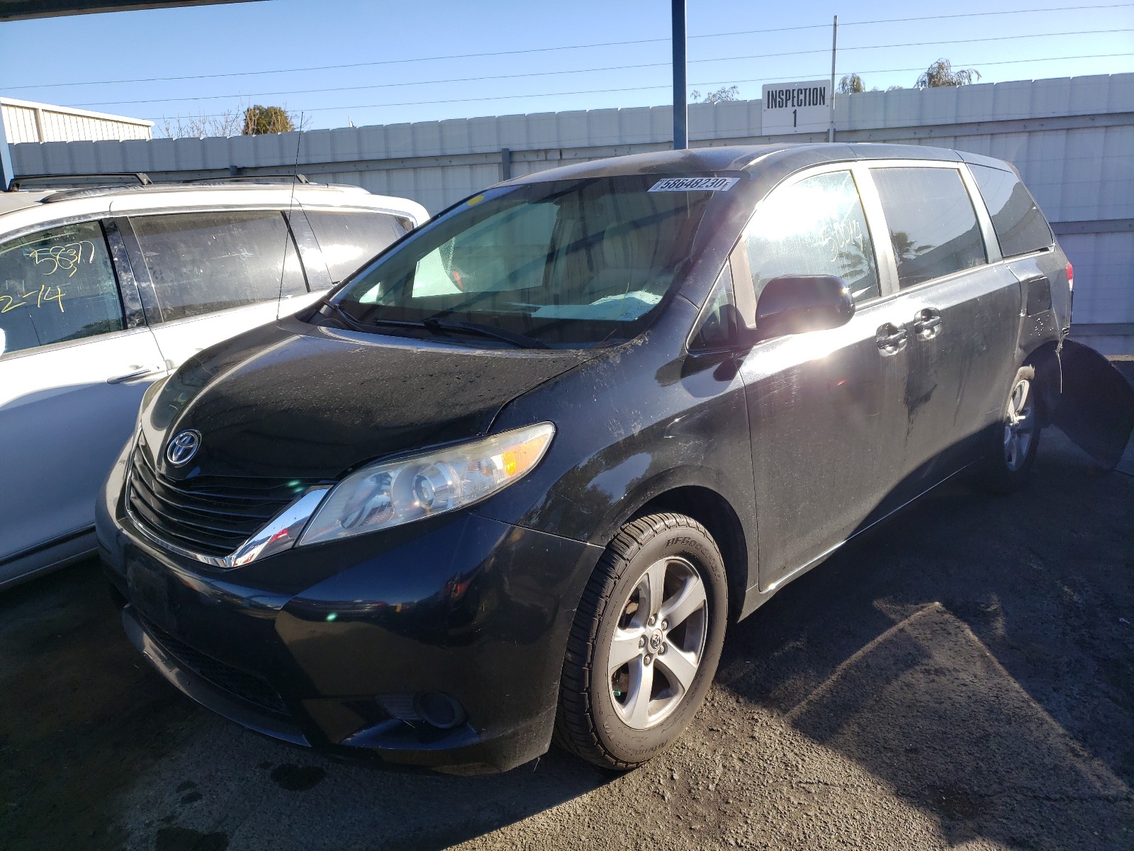 Photo 1 VIN: 5TDKA3DC2CS013460 - TOYOTA SIENNA BAS 