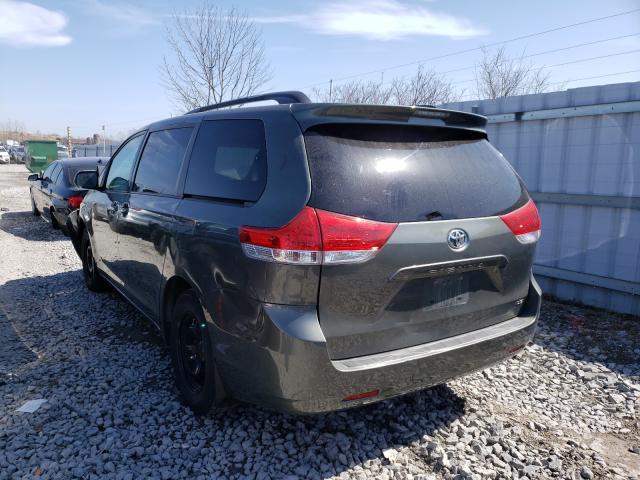 Photo 2 VIN: 5TDKA3DC3BS004586 - TOYOTA SIENNA BAS 