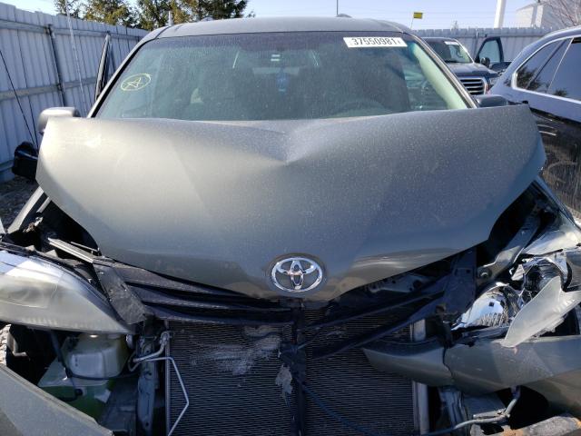 Photo 6 VIN: 5TDKA3DC3BS004586 - TOYOTA SIENNA BAS 