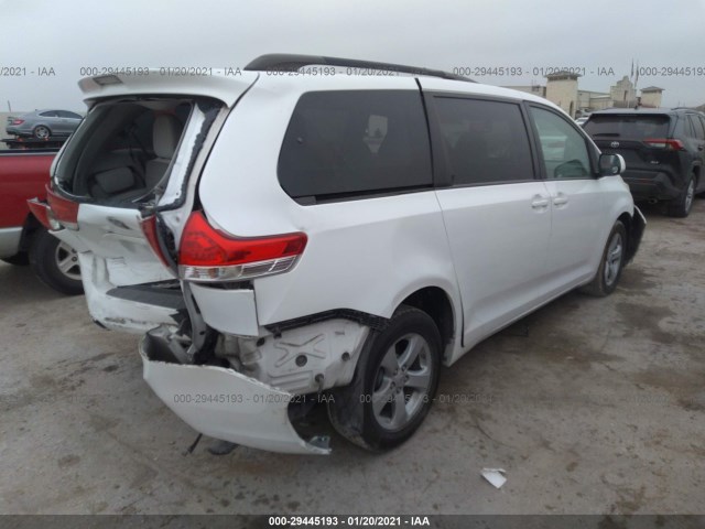 Photo 3 VIN: 5TDKA3DC3CS010647 - TOYOTA SIENNA 