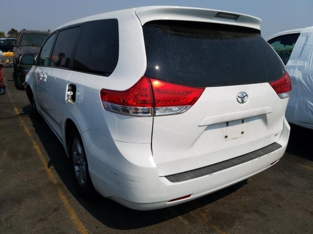 Photo 2 VIN: 5TDKA3DC3CS015895 - TOYOTA SIENNA BAS 