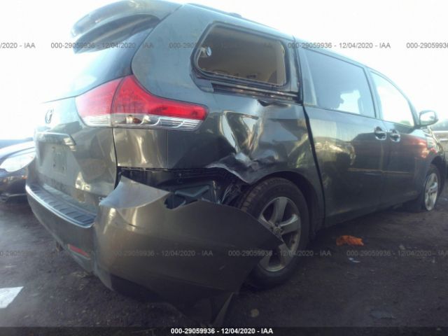 Photo 5 VIN: 5TDKA3DC4BS004614 - TOYOTA SIENNA 