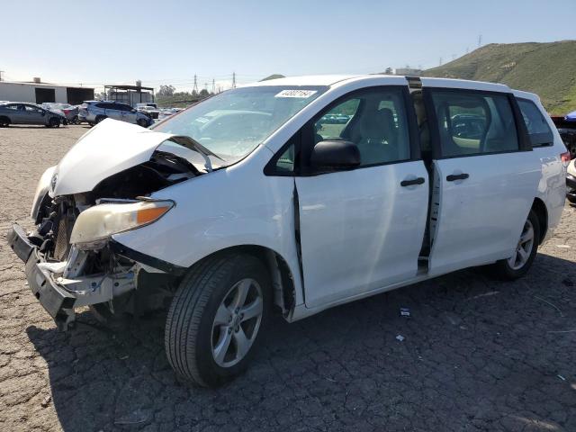 Photo 0 VIN: 5TDKA3DC4CS012522 - TOYOTA SIENNA 