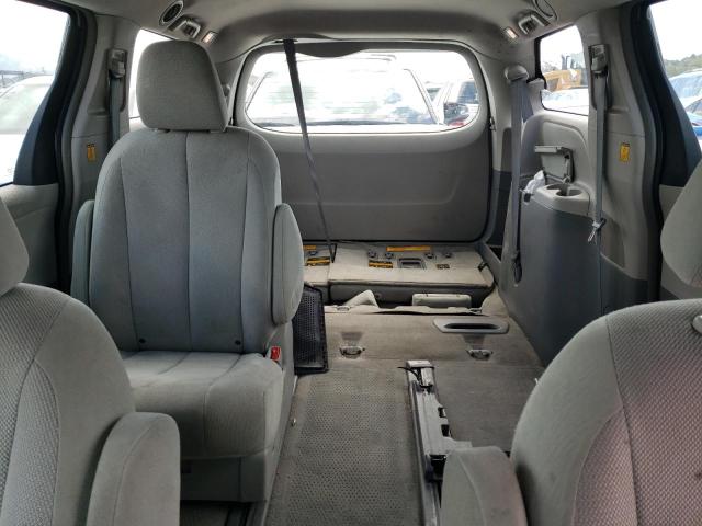 Photo 9 VIN: 5TDKA3DC4CS012522 - TOYOTA SIENNA 