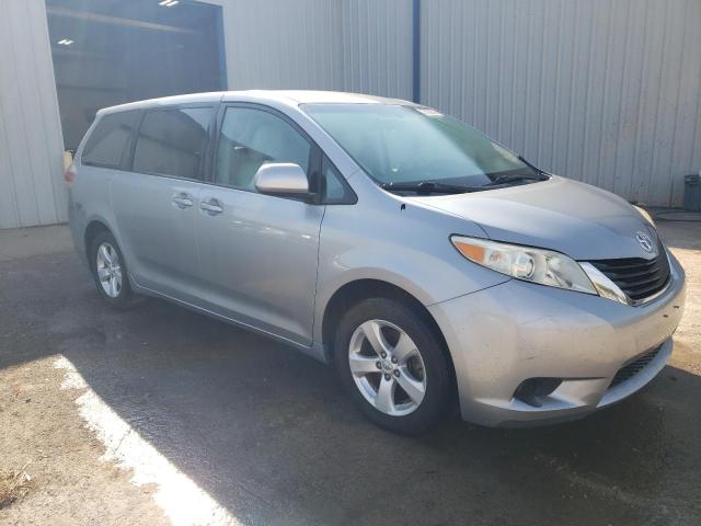 Photo 3 VIN: 5TDKA3DC4CS014688 - TOYOTA SIENNA BAS 