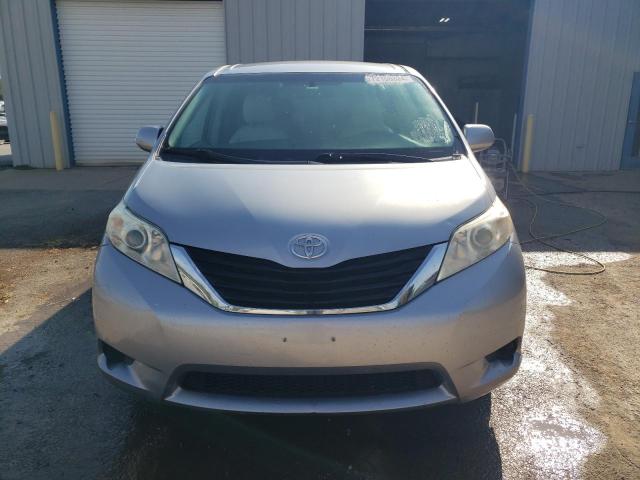 Photo 4 VIN: 5TDKA3DC4CS014688 - TOYOTA SIENNA BAS 