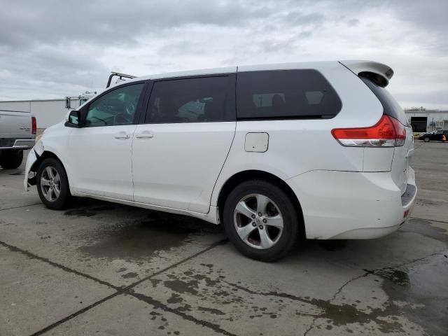 Photo 1 VIN: 5TDKA3DC5CS010939 - TOYOTA SIENNA 