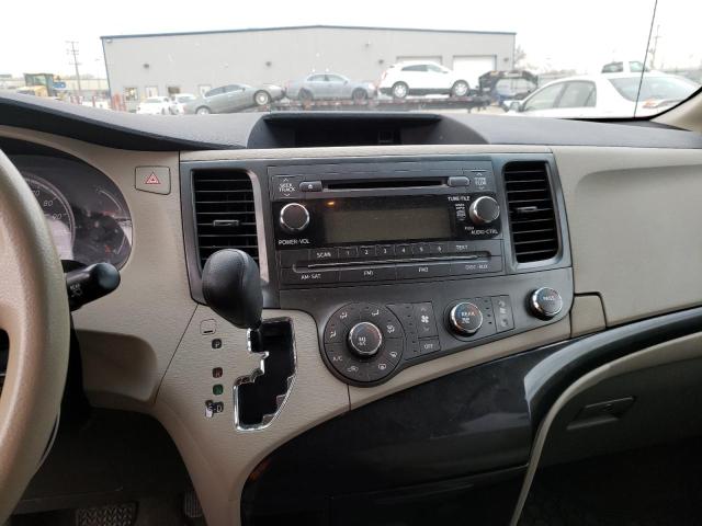 Photo 8 VIN: 5TDKA3DC5CS011721 - TOYOTA SIENNA BAS 