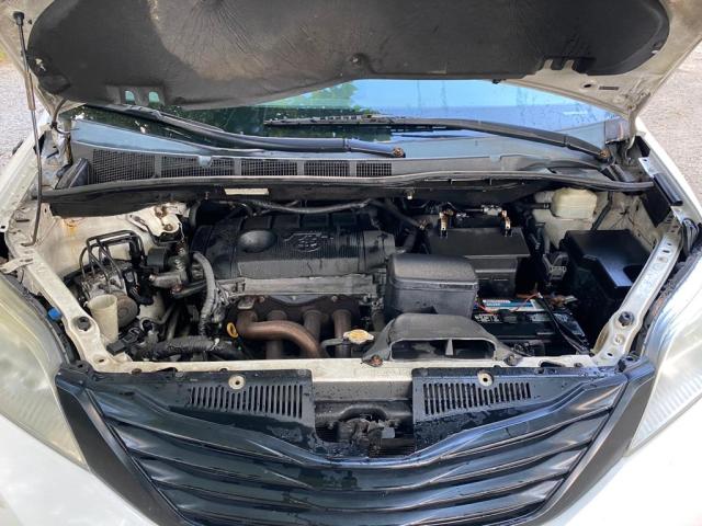 Photo 6 VIN: 5TDKA3DC6CS009797 - TOYOTA SIENNA BAS 