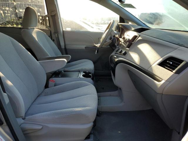 Photo 4 VIN: 5TDKA3DC7BS002176 - TOYOTA SIENNA BAS 