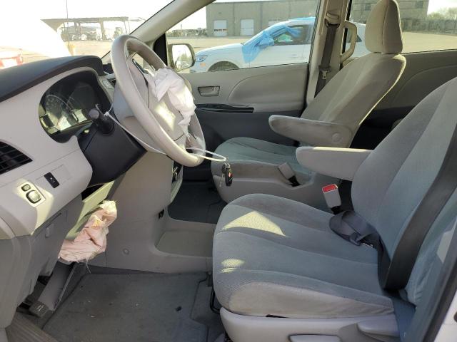 Photo 6 VIN: 5TDKA3DC7BS002629 - TOYOTA SIENNA BAS 