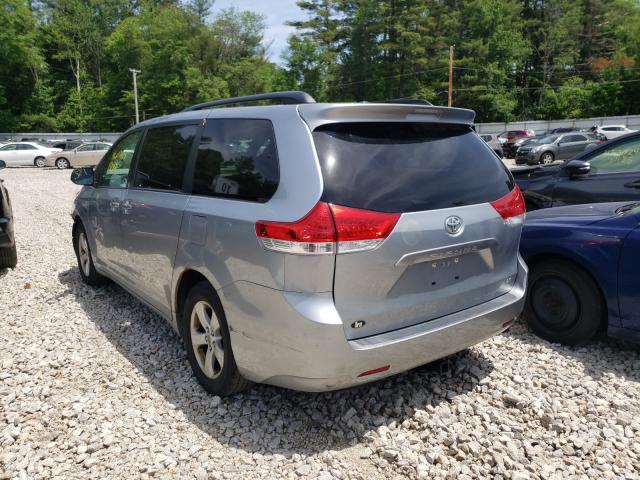 Photo 2 VIN: 5TDKA3DC7BS004056 - TOYOTA SIENNA BAS 