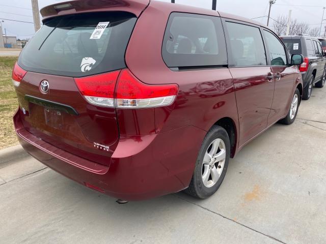 Photo 3 VIN: 5TDKA3DC7BS007782 - TOYOTA SIENNA BAS 