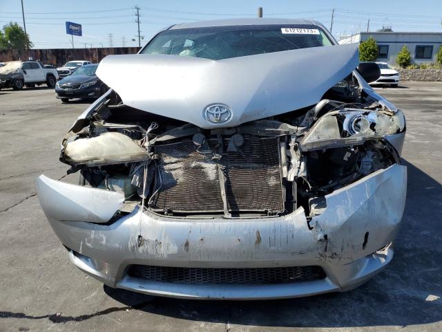 Photo 4 VIN: 5TDKA3DC7BS008771 - TOYOTA SIENNA BAS 