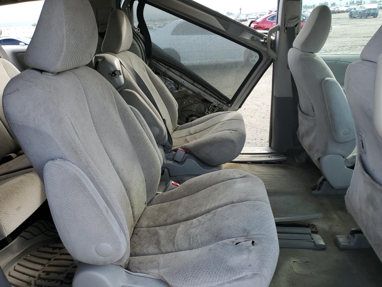 Photo 10 VIN: 5TDKA3DC7CS010585 - TOYOTA SIENNA 