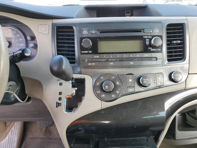 Photo 8 VIN: 5TDKA3DC7CS010750 - TOYOTA SIENNA BAS 