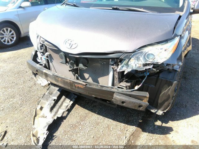 Photo 5 VIN: 5TDKA3DC8BS006012 - TOYOTA SIENNA 