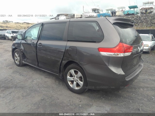 Photo 2 VIN: 5TDKA3DC8CS013057 - TOYOTA SIENNA 