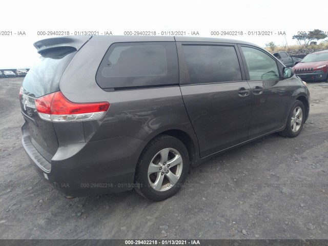 Photo 3 VIN: 5TDKA3DC8CS013057 - TOYOTA SIENNA 