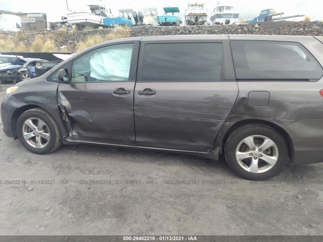 Photo 5 VIN: 5TDKA3DC8CS013057 - TOYOTA SIENNA 