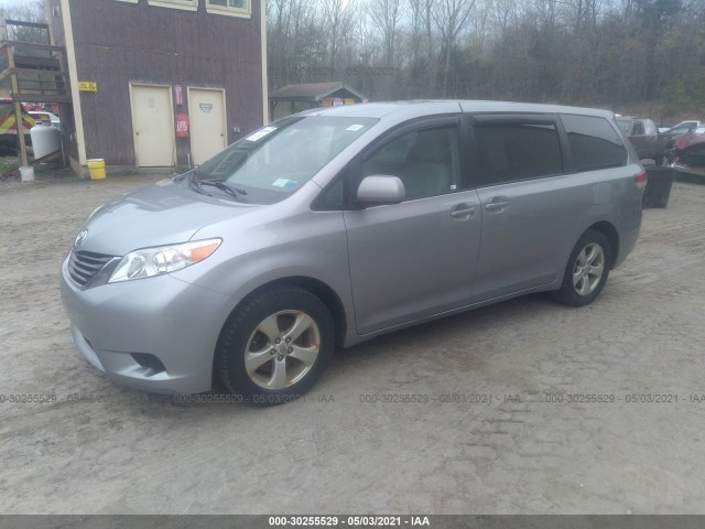 Photo 1 VIN: 5TDKA3DC8CS014340 - TOYOTA SIENNA 