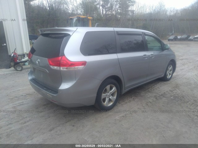 Photo 3 VIN: 5TDKA3DC8CS014340 - TOYOTA SIENNA 