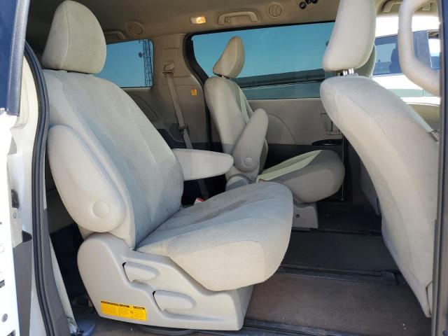 Photo 10 VIN: 5TDKA3DC9BS008206 - TOYOTA SIENNA BAS 