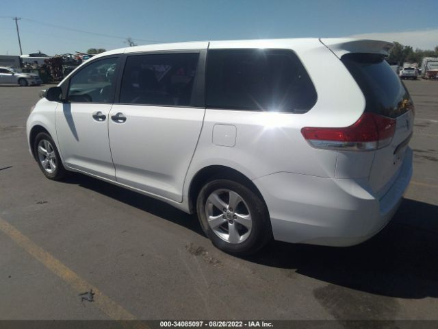 Photo 2 VIN: 5TDKA3DC9CS016422 - TOYOTA SIENNA 