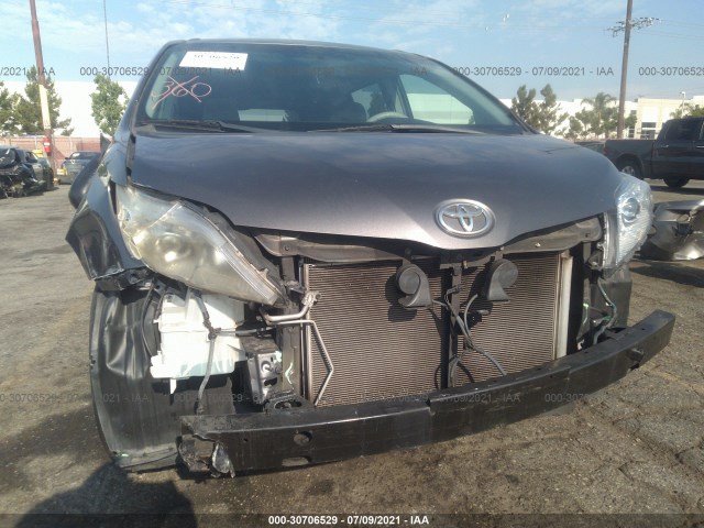 Photo 5 VIN: 5TDKA3DCXBS003922 - TOYOTA SIENNA 