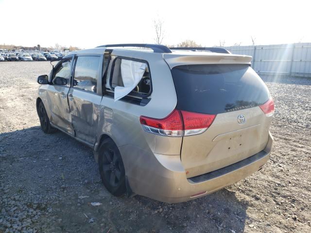 Photo 2 VIN: 5TDKA3DCXBS004049 - TOYOTA SIENNA BAS 