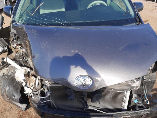 Photo 6 VIN: 5TDKA3DCXBS006805 - TOYOTA SIENNA BAS 