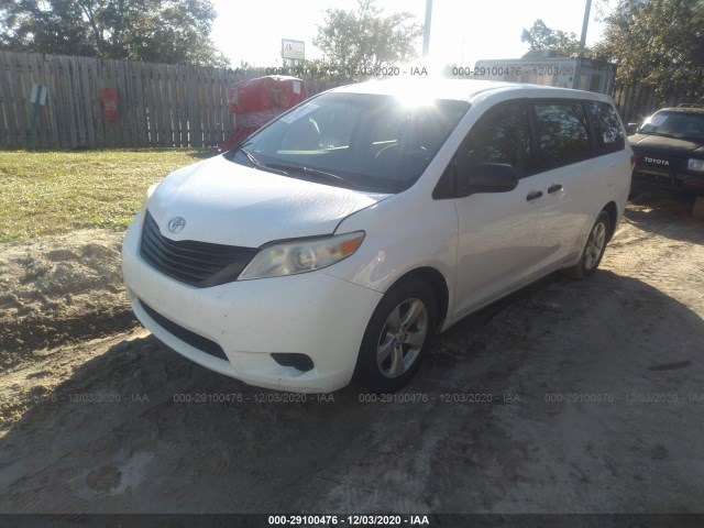 Photo 1 VIN: 5TDKA3DCXCS013142 - TOYOTA SIENNA 