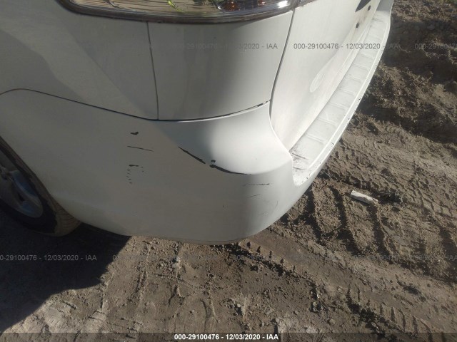 Photo 5 VIN: 5TDKA3DCXCS013142 - TOYOTA SIENNA 