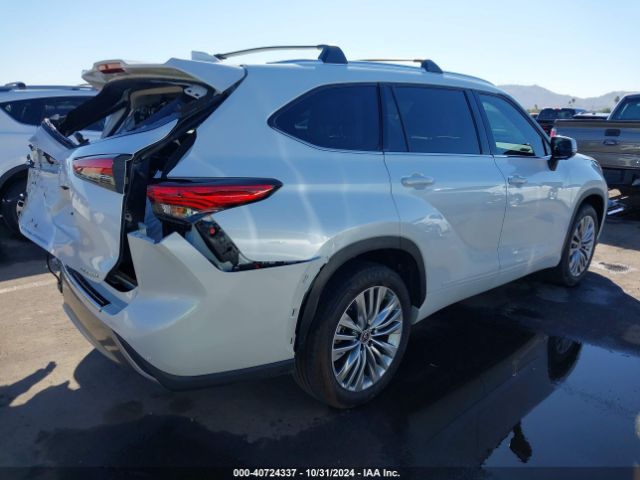 Photo 3 VIN: 5TDKDRAH0PS023128 - TOYOTA HIGHLANDER 