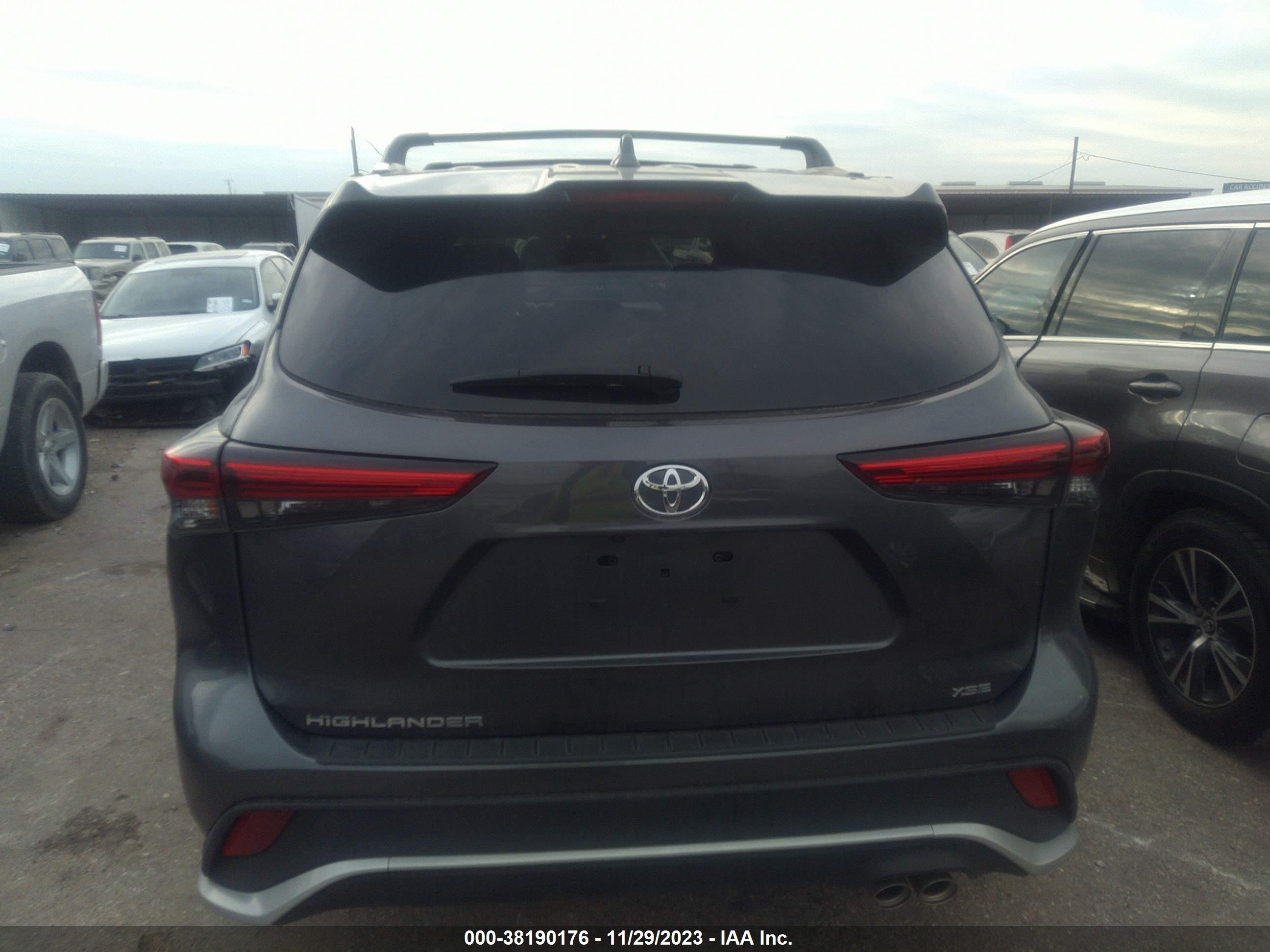 Photo 14 VIN: 5TDKDRAH1PS017791 - TOYOTA HIGHLANDER 