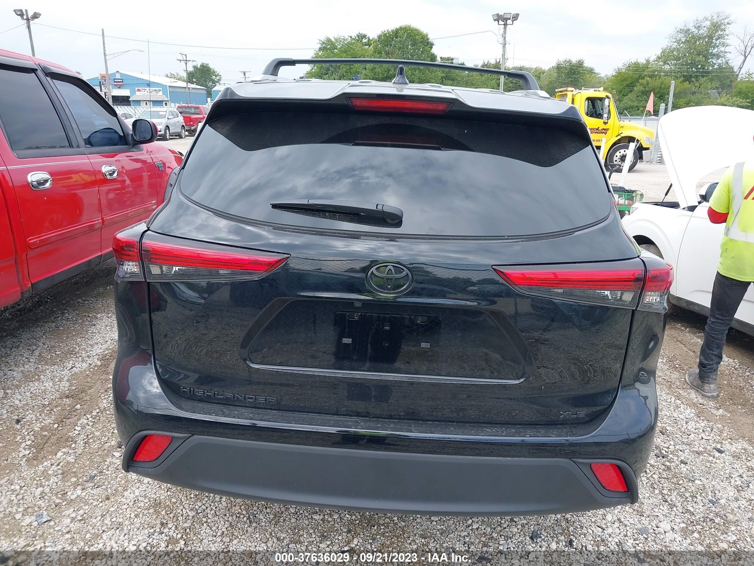 Photo 15 VIN: 5TDKDRAH4PS018286 - TOYOTA HIGHLANDER 