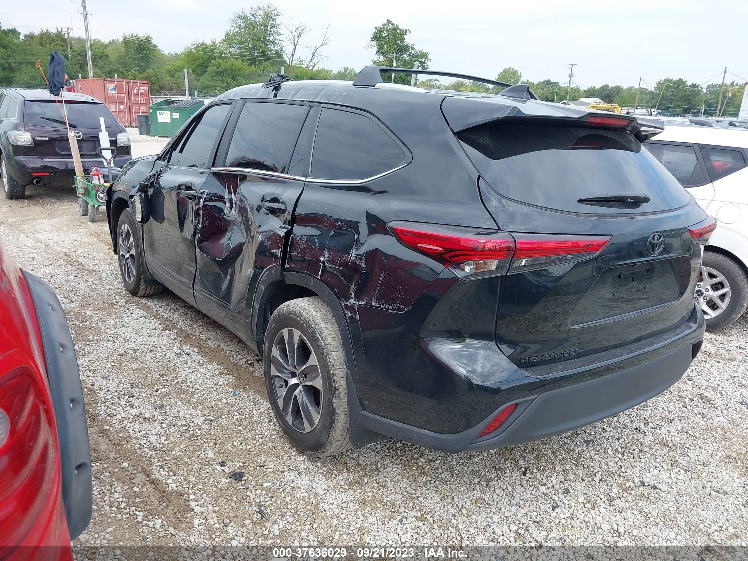 Photo 2 VIN: 5TDKDRAH4PS018286 - TOYOTA HIGHLANDER 