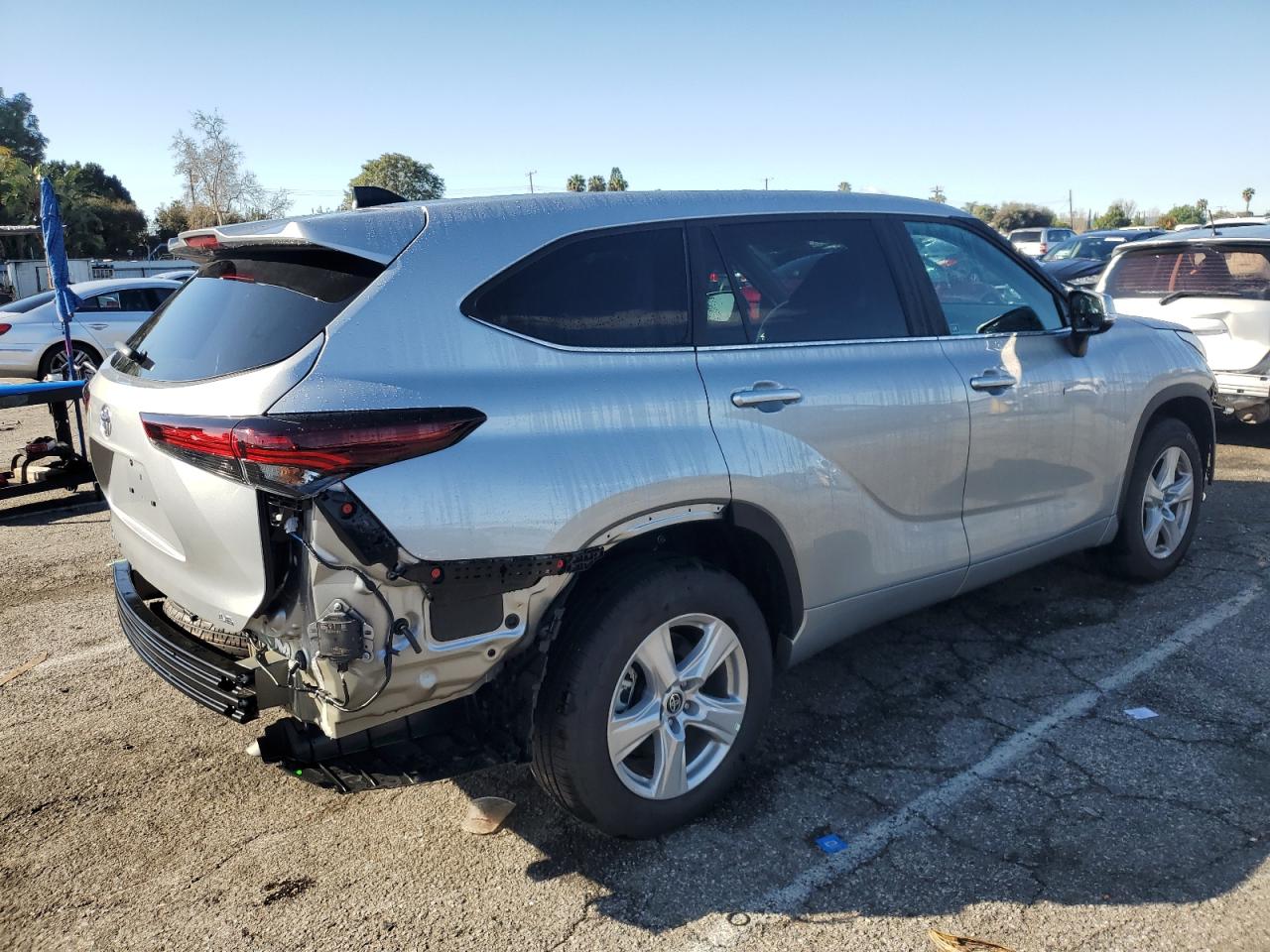 Photo 2 VIN: 5TDKDRAH4RS051291 - TOYOTA HIGHLANDER 