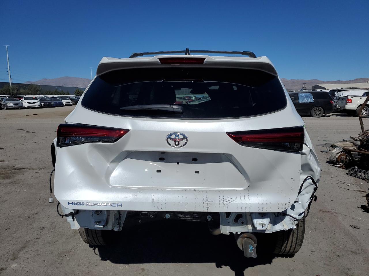 Photo 5 VIN: 5TDKDRAH5PS501365 - TOYOTA HIGHLANDER 