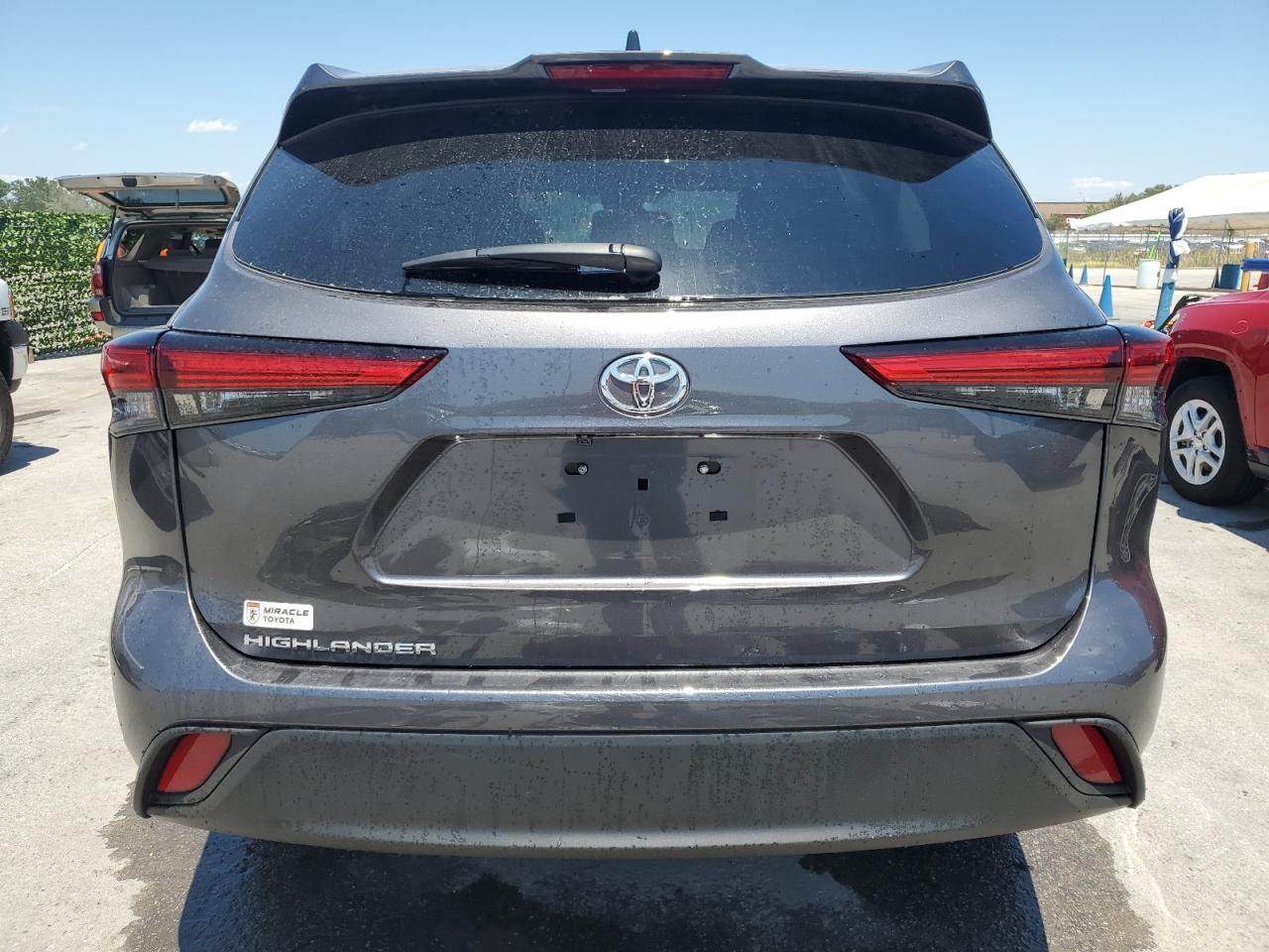 Photo 5 VIN: 5TDKDRAH6PS510933 - TOYOTA HIGHLANDER 