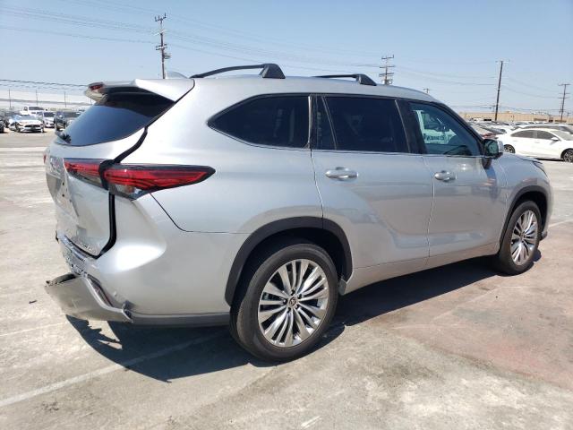 Photo 2 VIN: 5TDKDRAH7PS031064 - TOYOTA HIGHLANDER 