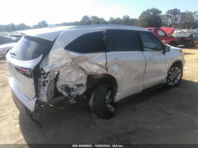 Photo 3 VIN: 5TDKDRAH8PS006884 - TOYOTA HIGHLANDER 