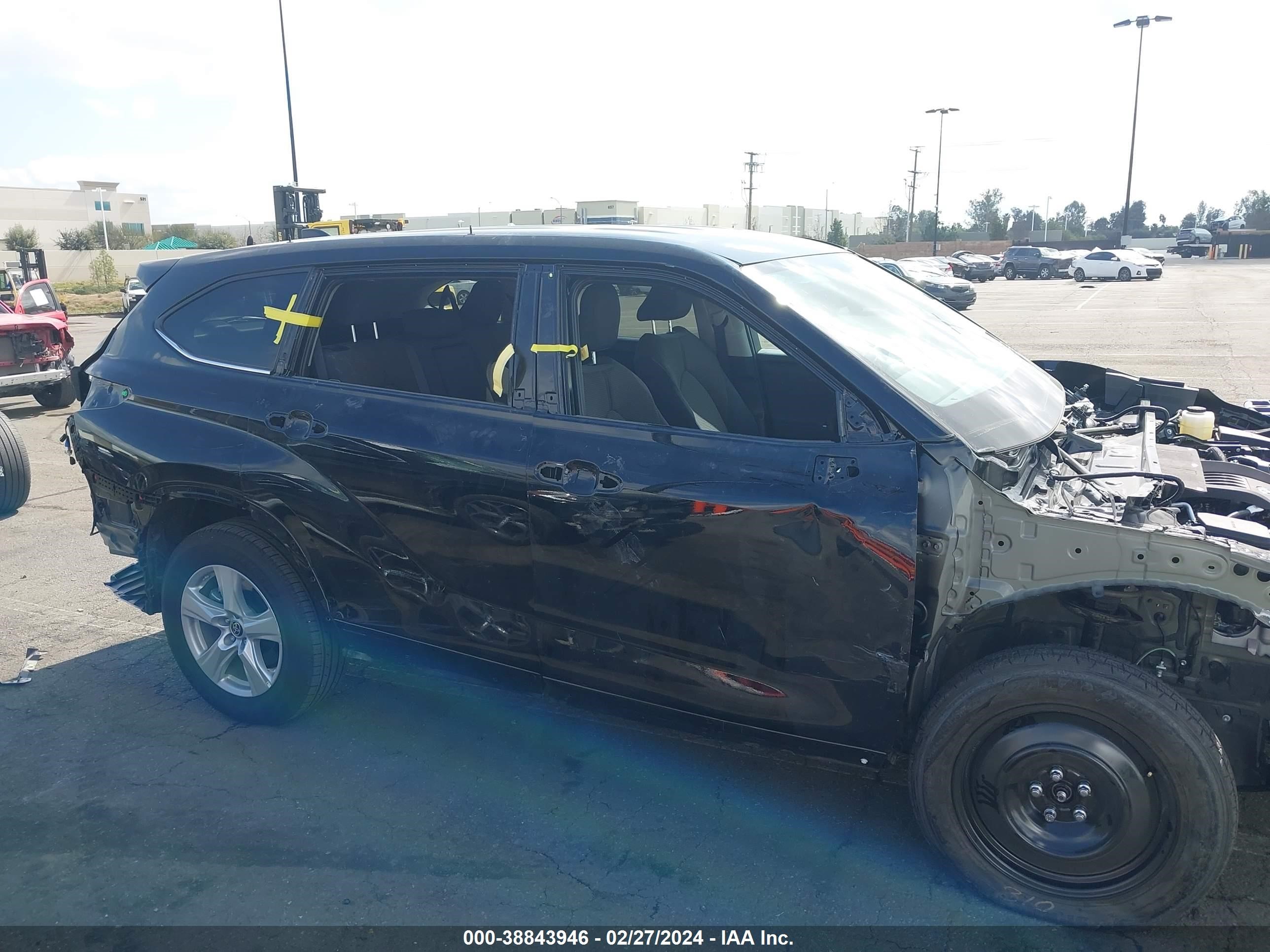 Photo 13 VIN: 5TDKDRAH8PS522212 - TOYOTA HIGHLANDER 