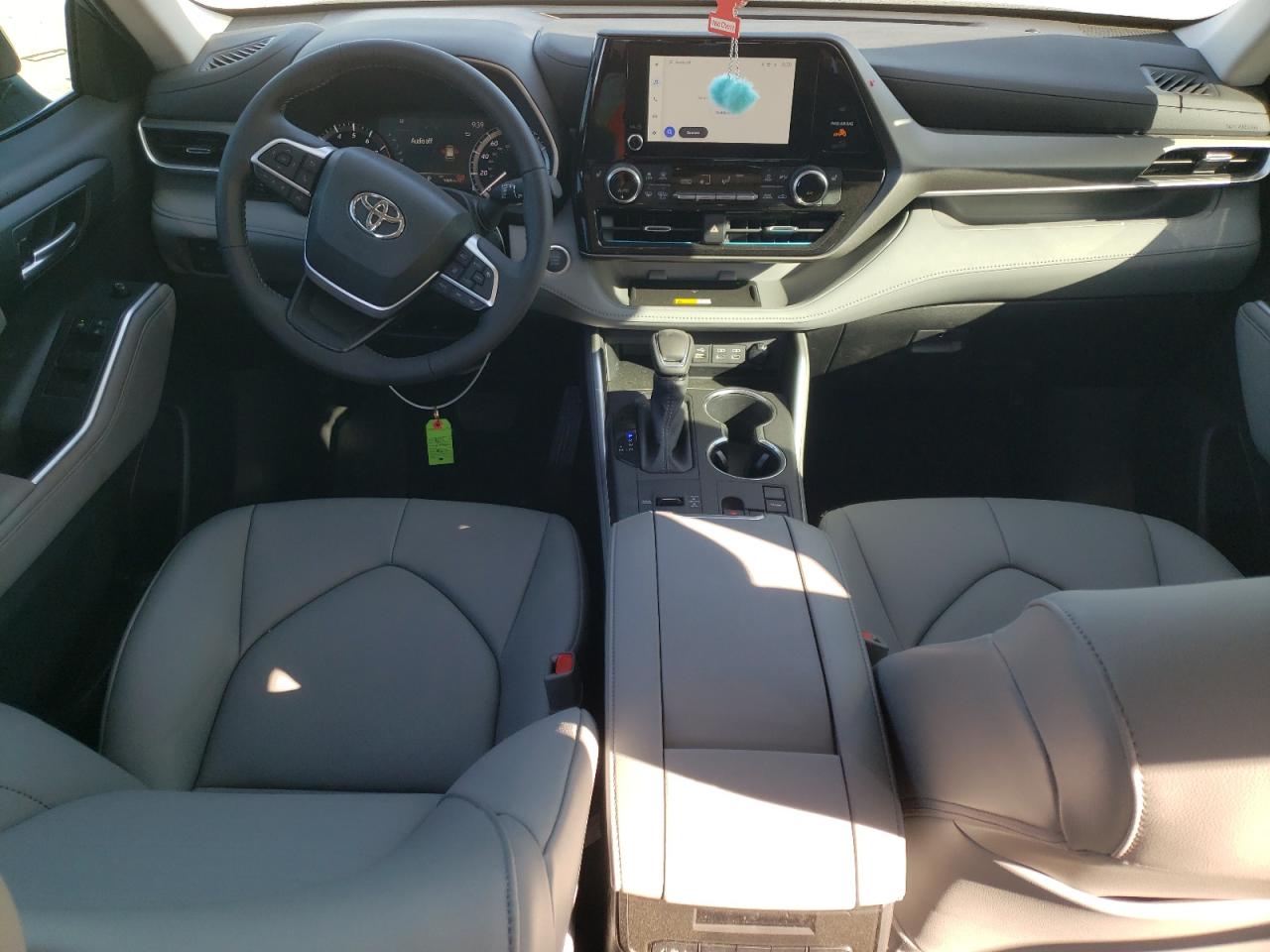 Photo 7 VIN: 5TDKDRAHXRS051151 - TOYOTA HIGHLANDER 