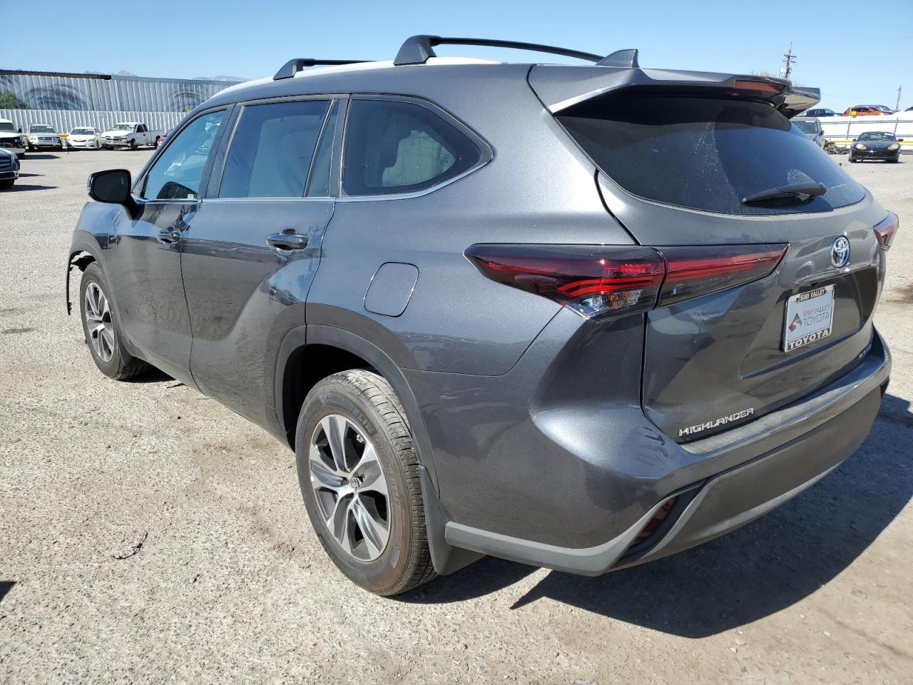 Photo 1 VIN: 5TDKDRBH4RS546766 - TOYOTA HIGHLANDER 